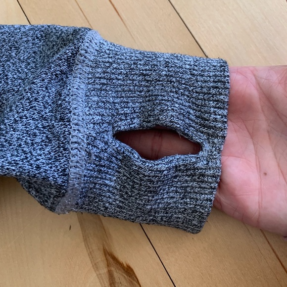 Roots grey hoodie size M - Picture 4 of 7